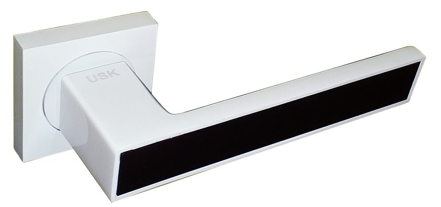 Ручки на розетці USK A-80048 (white/black) 2174 фото